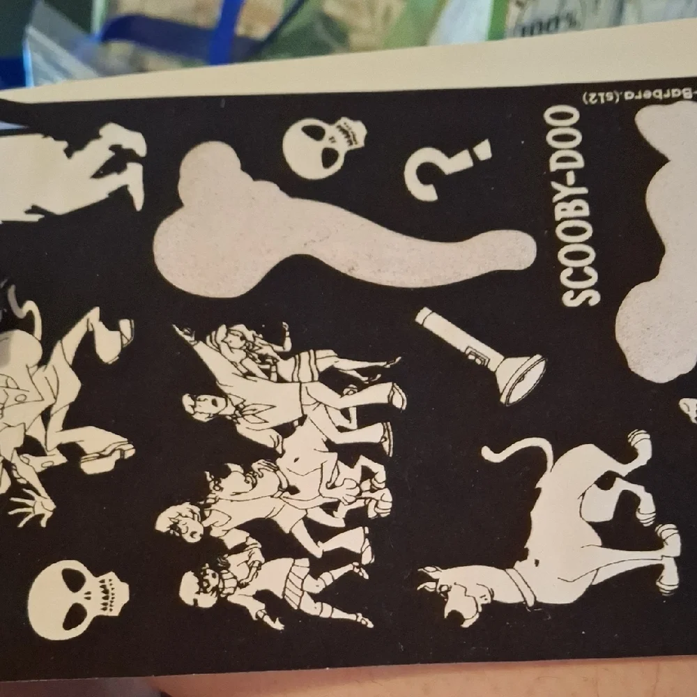 Scooby Doo Velvet Sticker Set - Picture 4 of 4